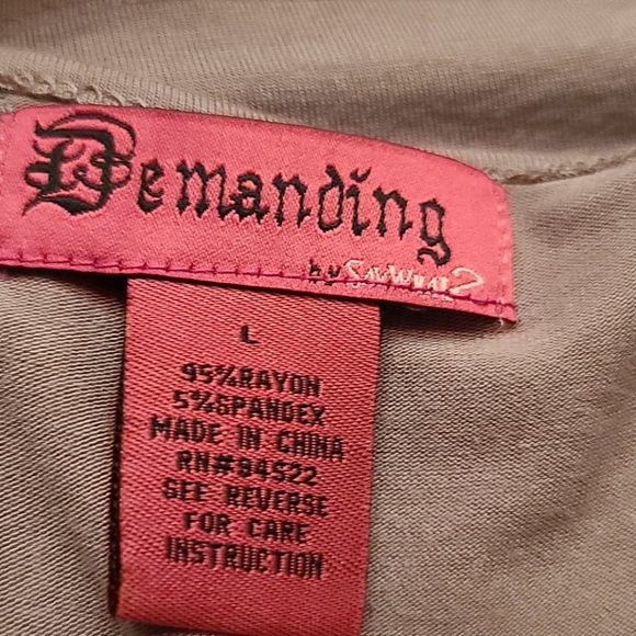 Racetrack Tank Sequins - Picture 6 of 6